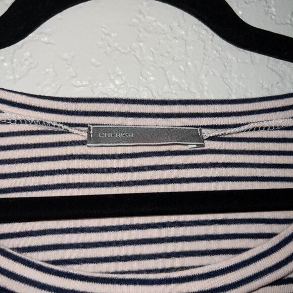 Cherish White & Navy Stripe Tunic Top Size Small - Picture 2 of 5